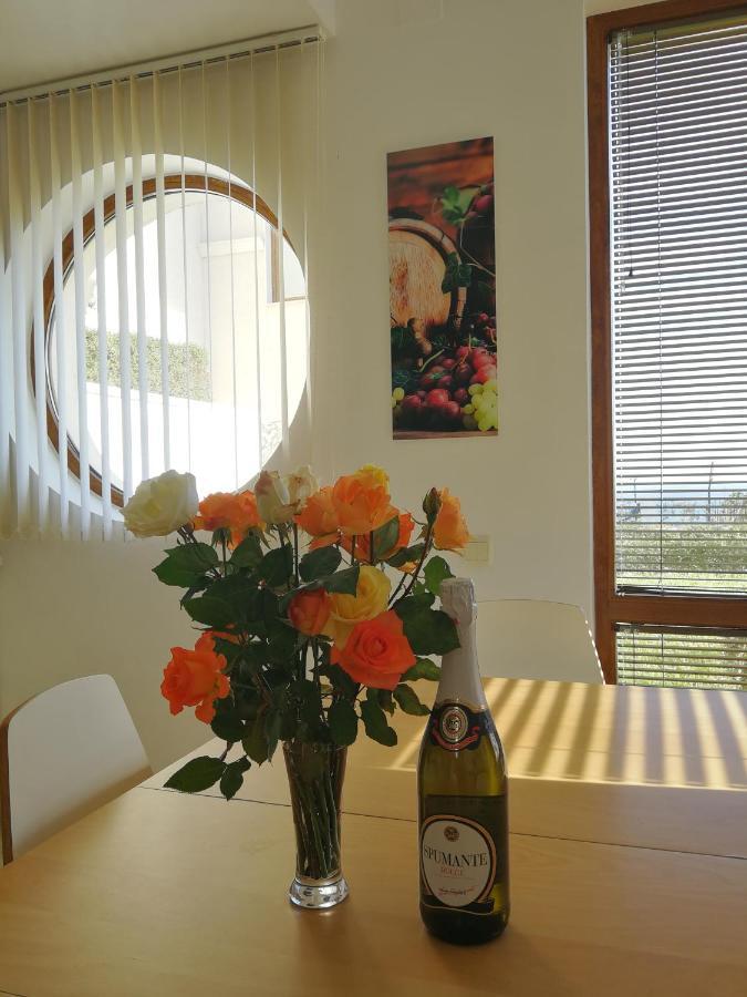 Wonderful Family Villa With Sea View 비알라 외부 사진